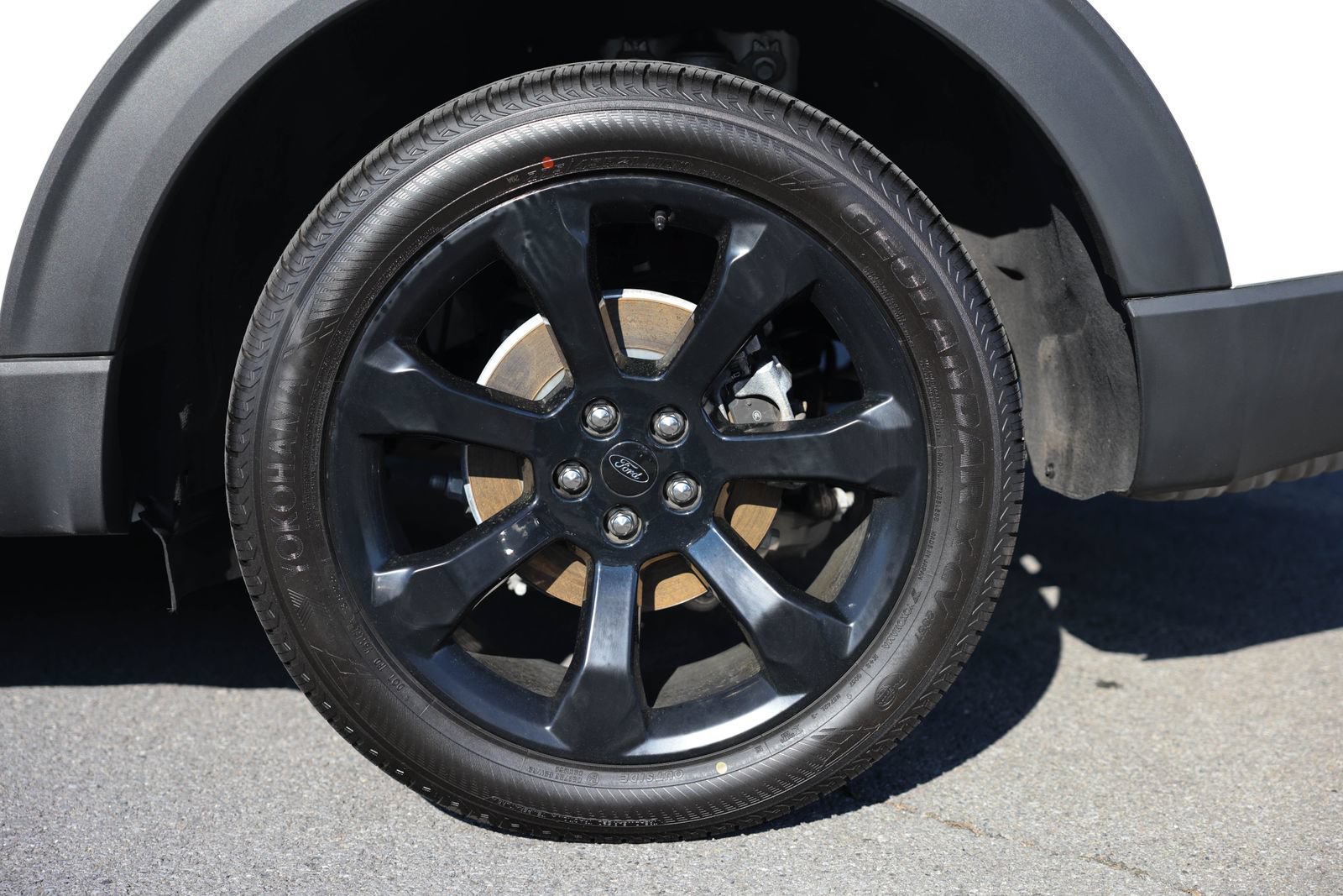 Certified 2022 Ford Explorer ST-Line w/ Class IV Trailer Tow Package AWD/4WD image 29