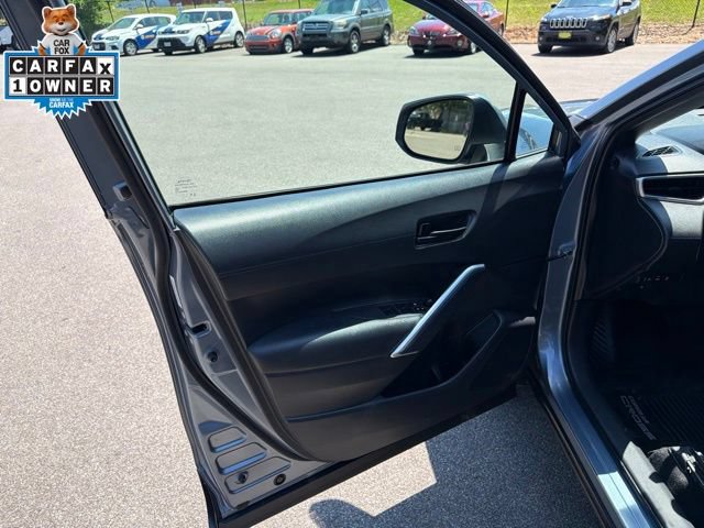 Used 2023 Toyota Corolla Cross AWD Hybrid w/ Moonroof Package image 10