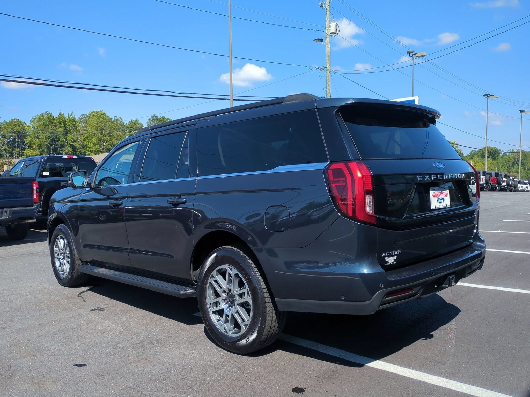 Certified 2025 Ford Expedition Max Active RWD image 9