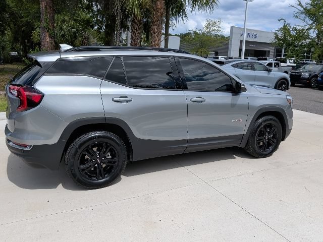 Used 2023 GMC Terrain AT4 AWD/4WD image 5