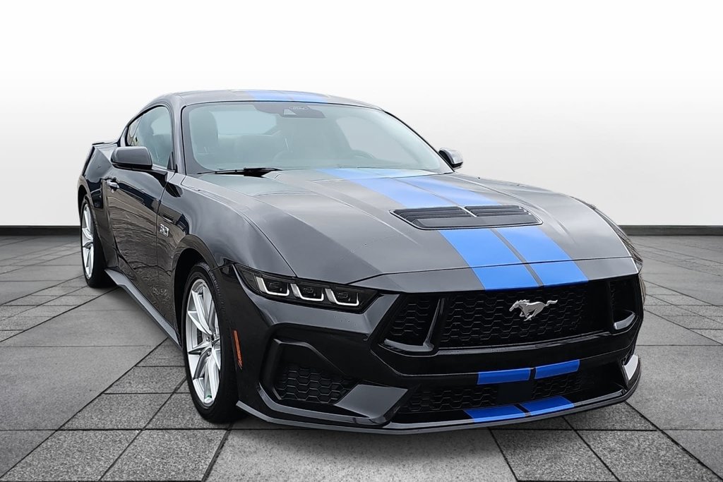 Certified 2024 Ford Mustang GT Premium RWD image 3