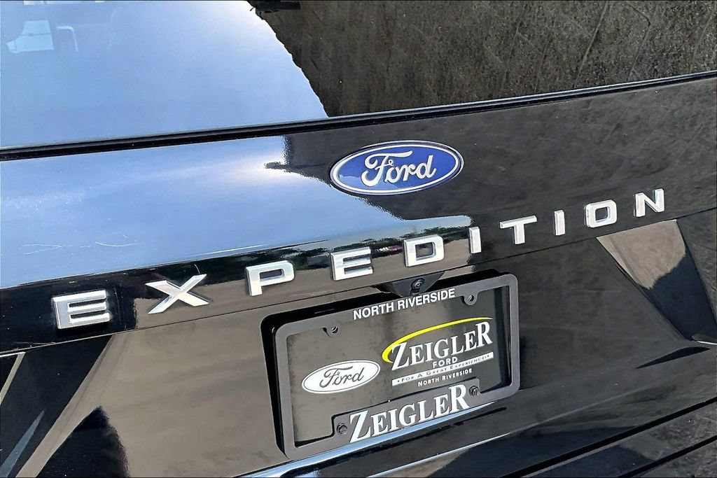 Certified 2025 Ford Expedition Active RWD image 8