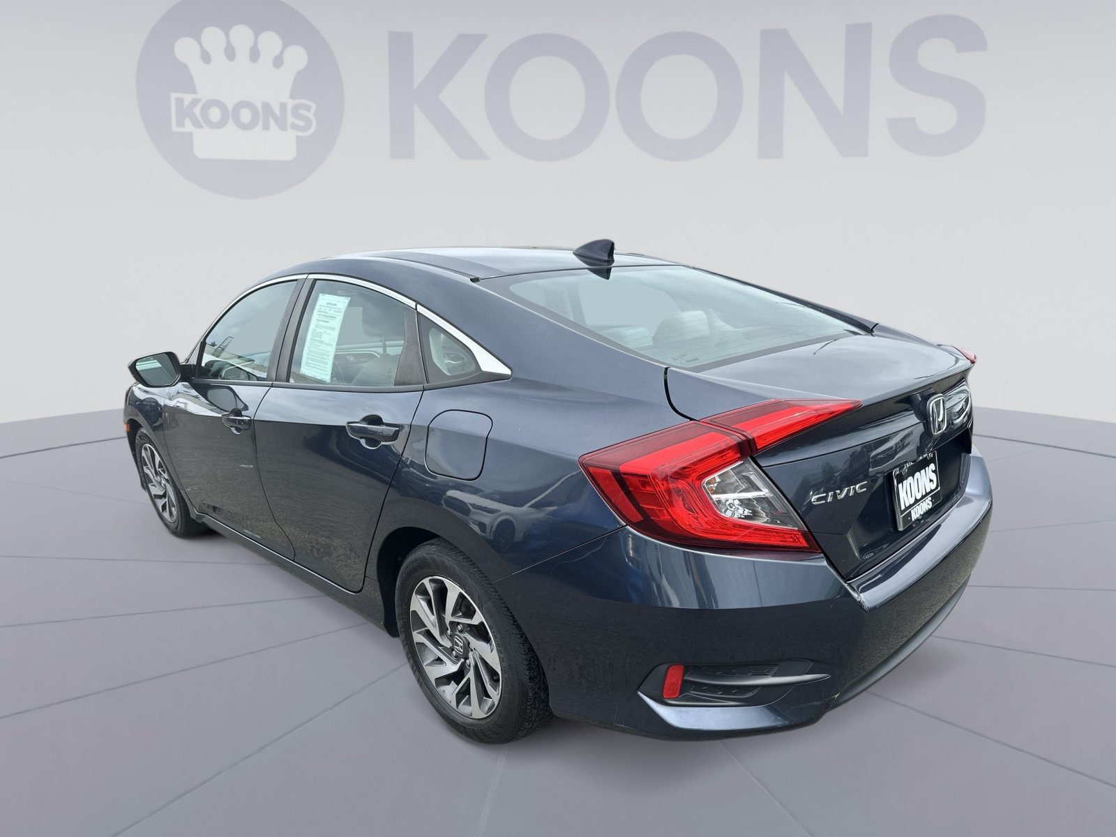 Used 2018 Honda Civic EX image 8