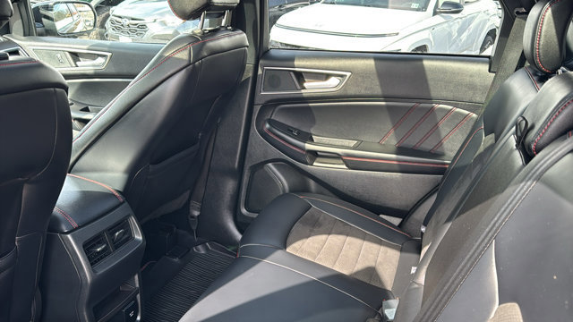 Certified 2024 Ford Edge ST-Line image 26