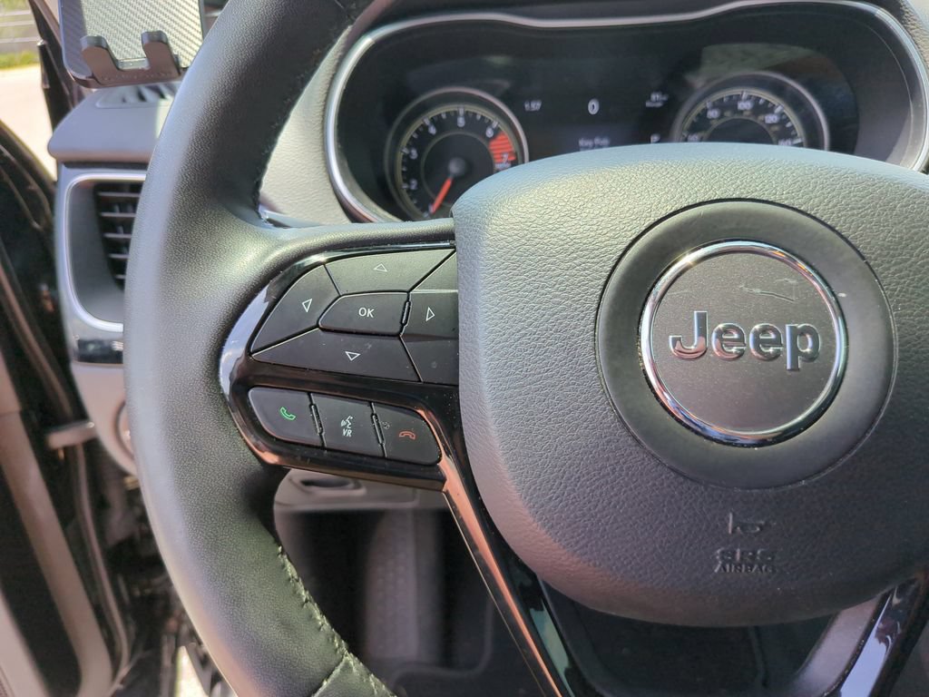 Used 2023 Jeep Cherokee Altitude Lux AWD/4WD image 28