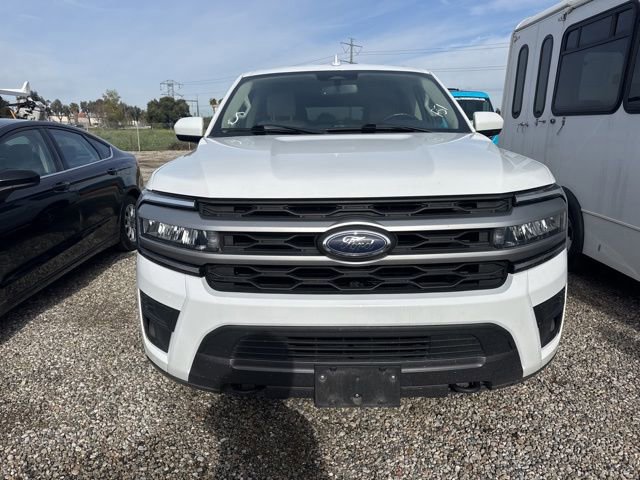 Certified 2023 Ford Expedition Max XLT image 5