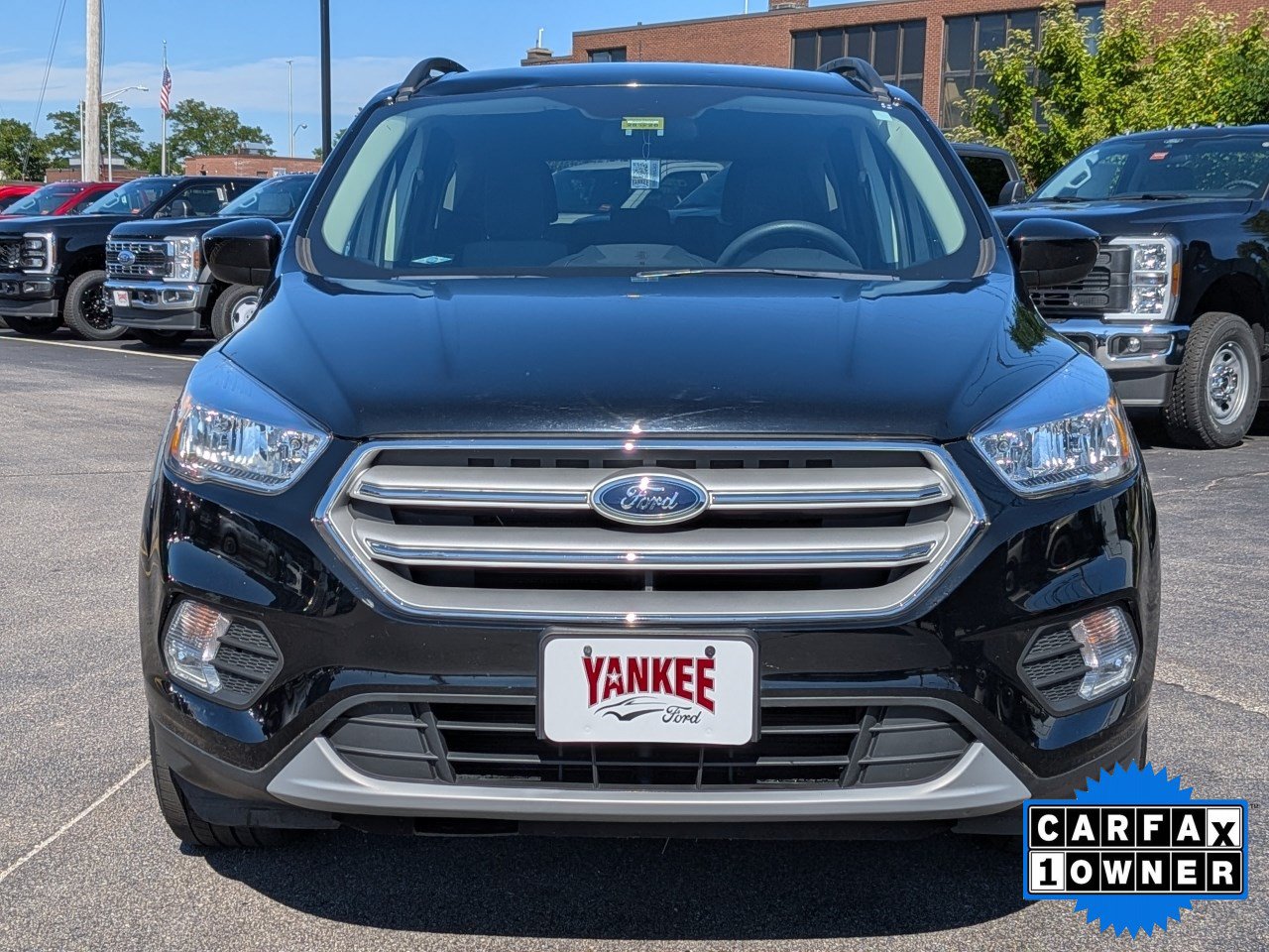 Certified 2018 Ford Escape SE w/ SE Sync 3 Package AWD/4WD image 9