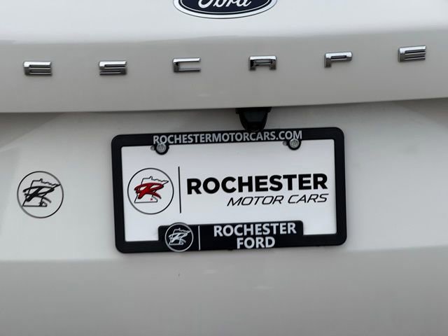 Certified 2025 Ford Escape SE image 40