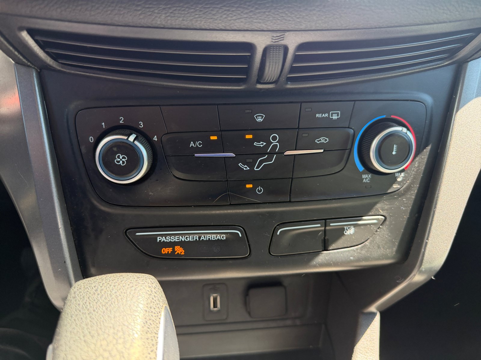 Certified 2019 Ford Escape S FWD image 22