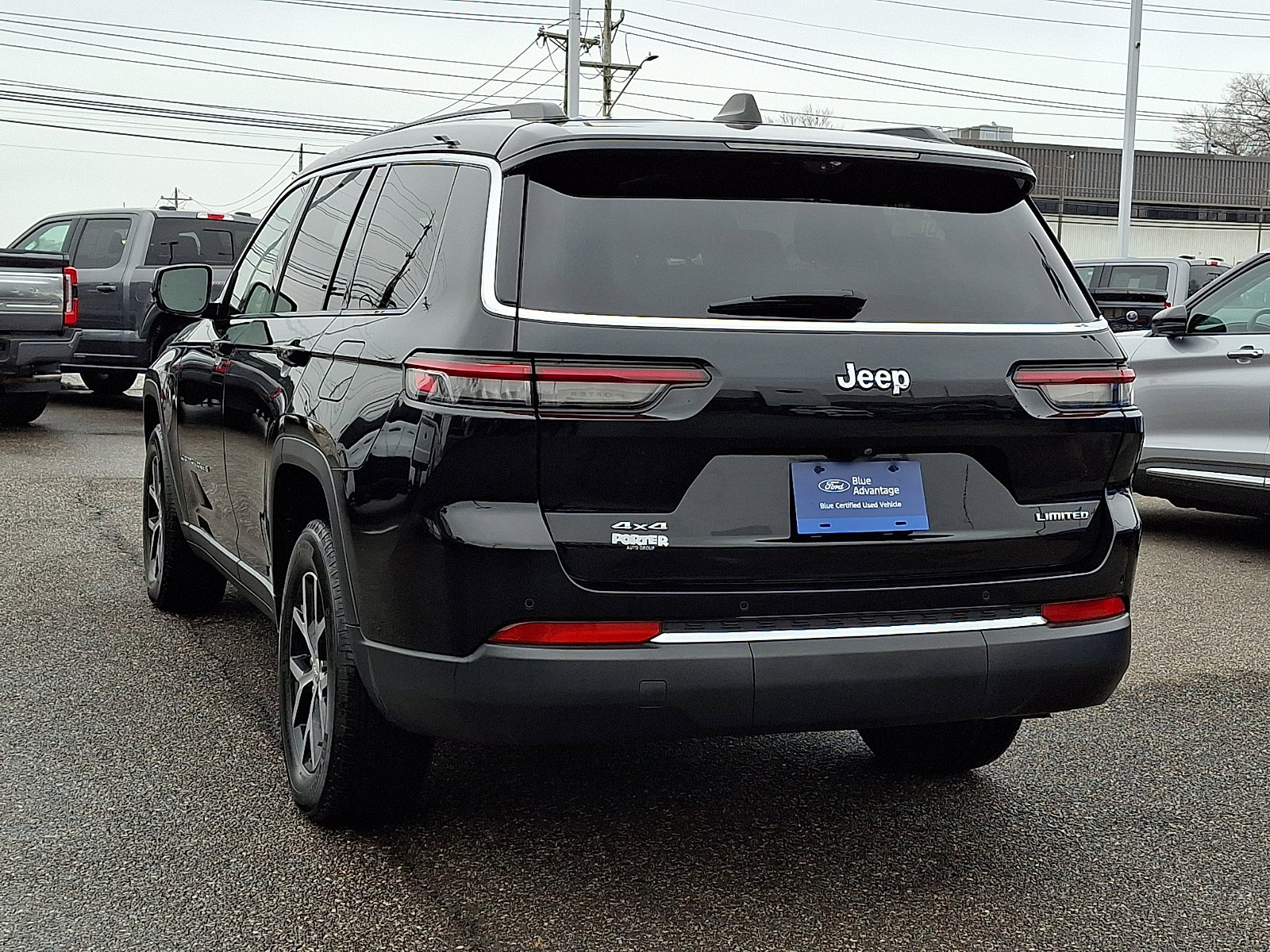 Used 2023 Jeep Grand Cherokee L Limited w/ Luxury Tech Group II image 8