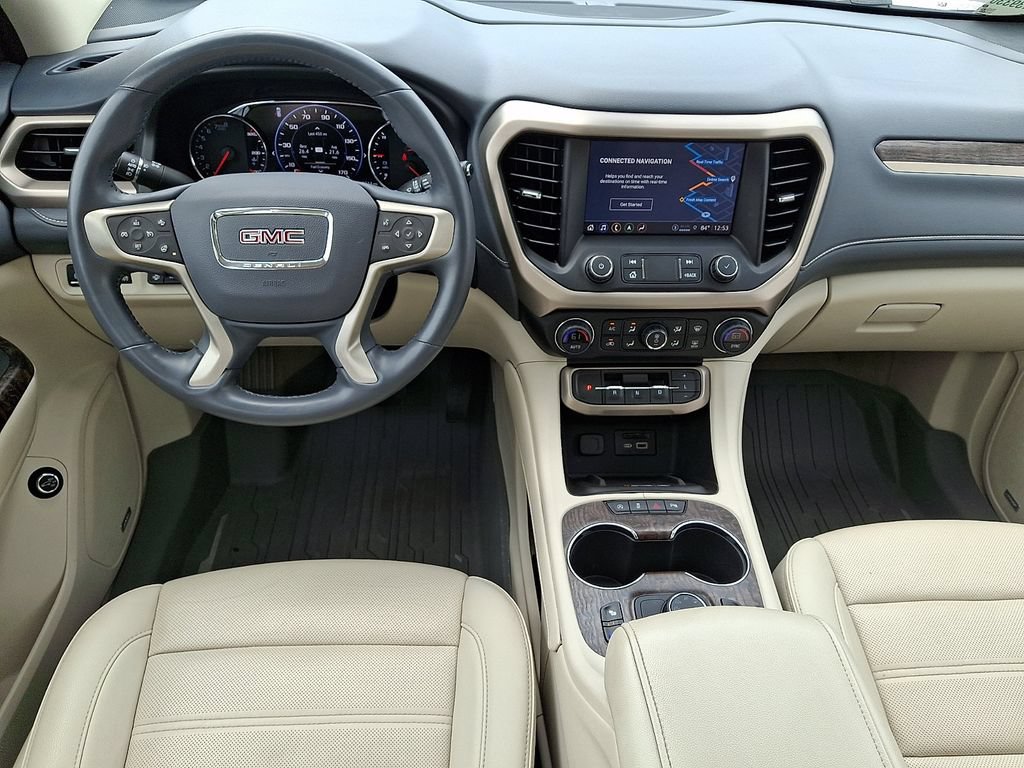 Used 2022 GMC Acadia Denali w/ Denali Ultimate Package AWD/4WD image 11