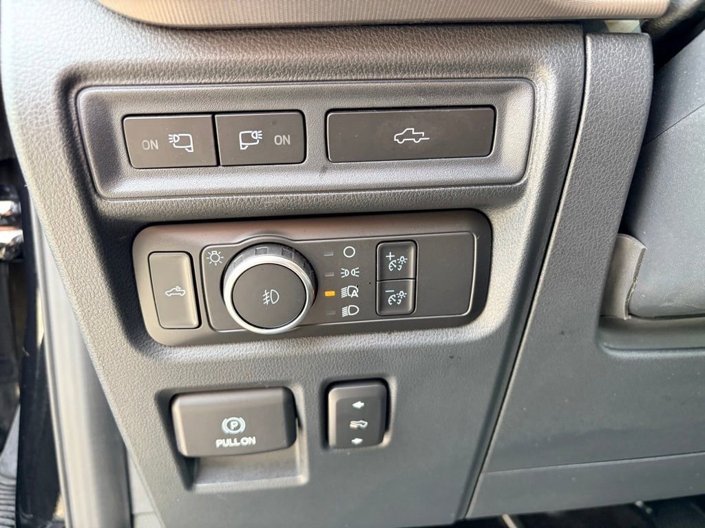 Certified 2022 Ford F150 Raptor w/ Equipment Group 801A High image 27