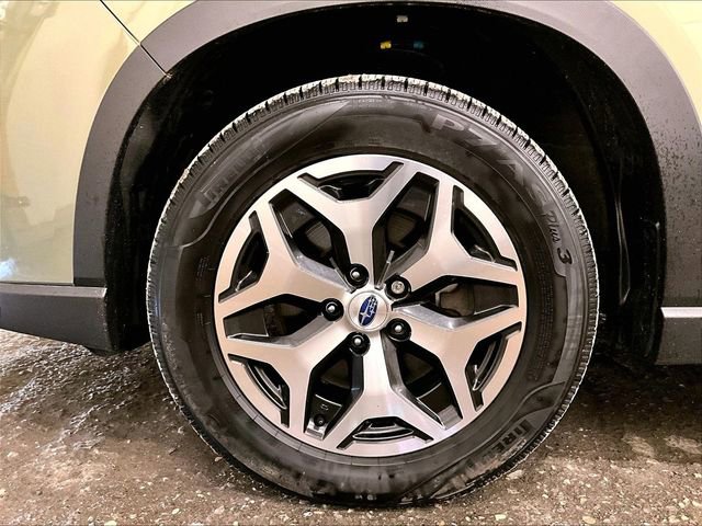 Used 2020 Subaru Forester Premium w/ Popular Package #1 AWD/4WD image 8
