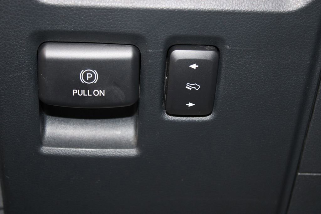 Certified 2022 Ford F150 Platinum w/ Equipment Group 701A High image 41