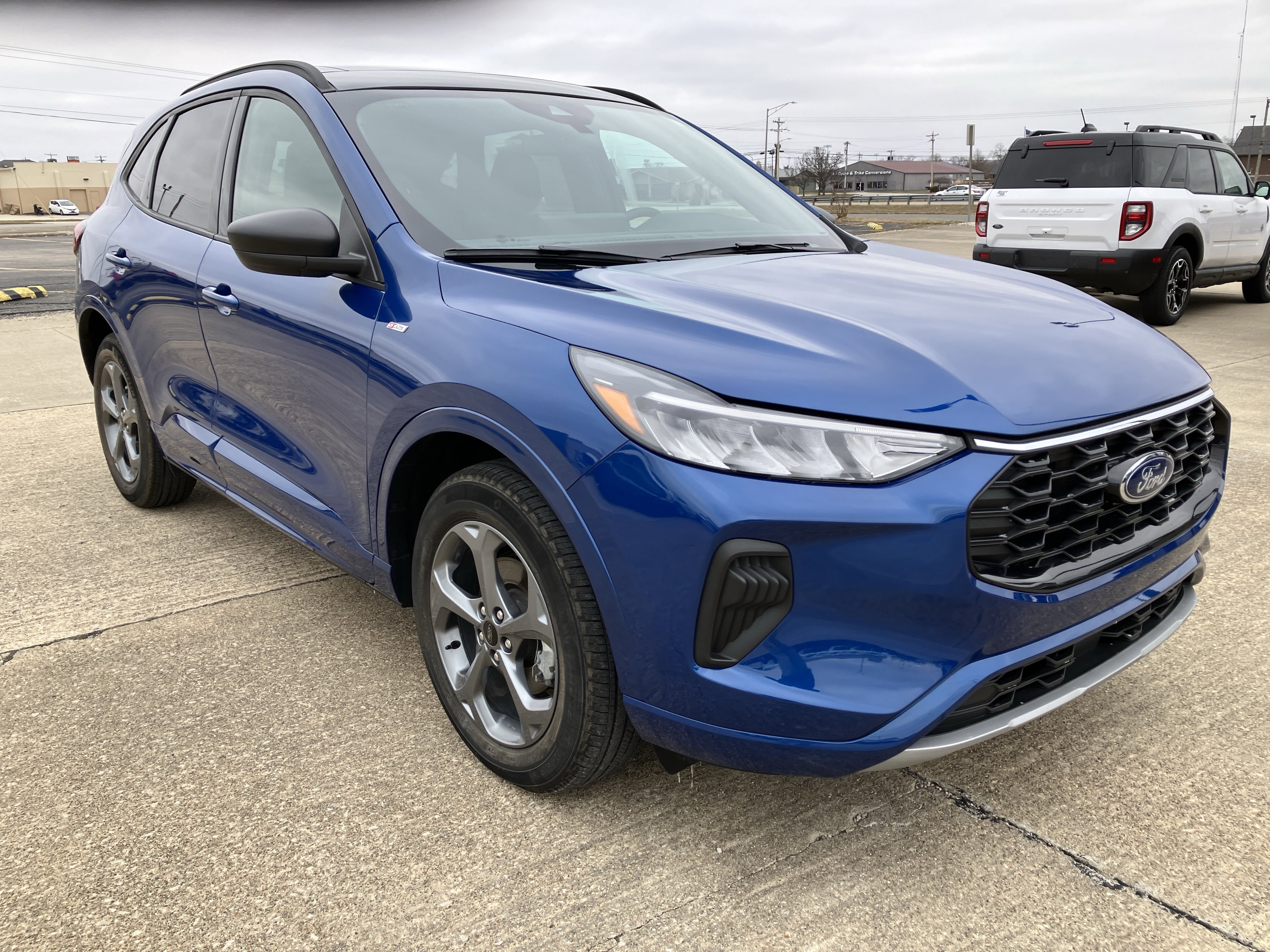 Certified 2023 Ford Escape ST-Line w/ Tech Pack #1 image 8