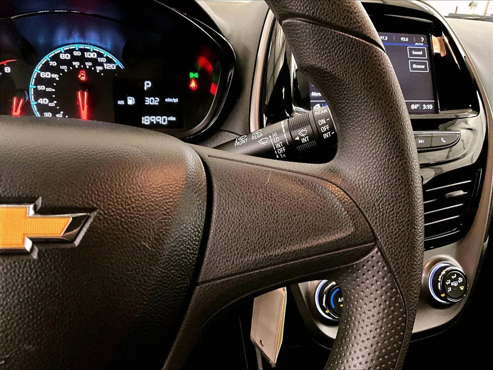 Used 2021 Chevrolet Spark LS FWD image 18