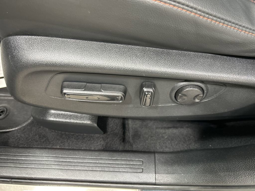 Used 2023 Honda CR-V Sport Touring image 11