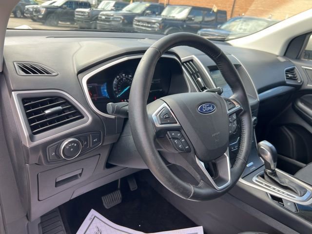 Certified 2017 Ford Edge SEL w/ Equipment Group 201A AWD/4WD image 7
