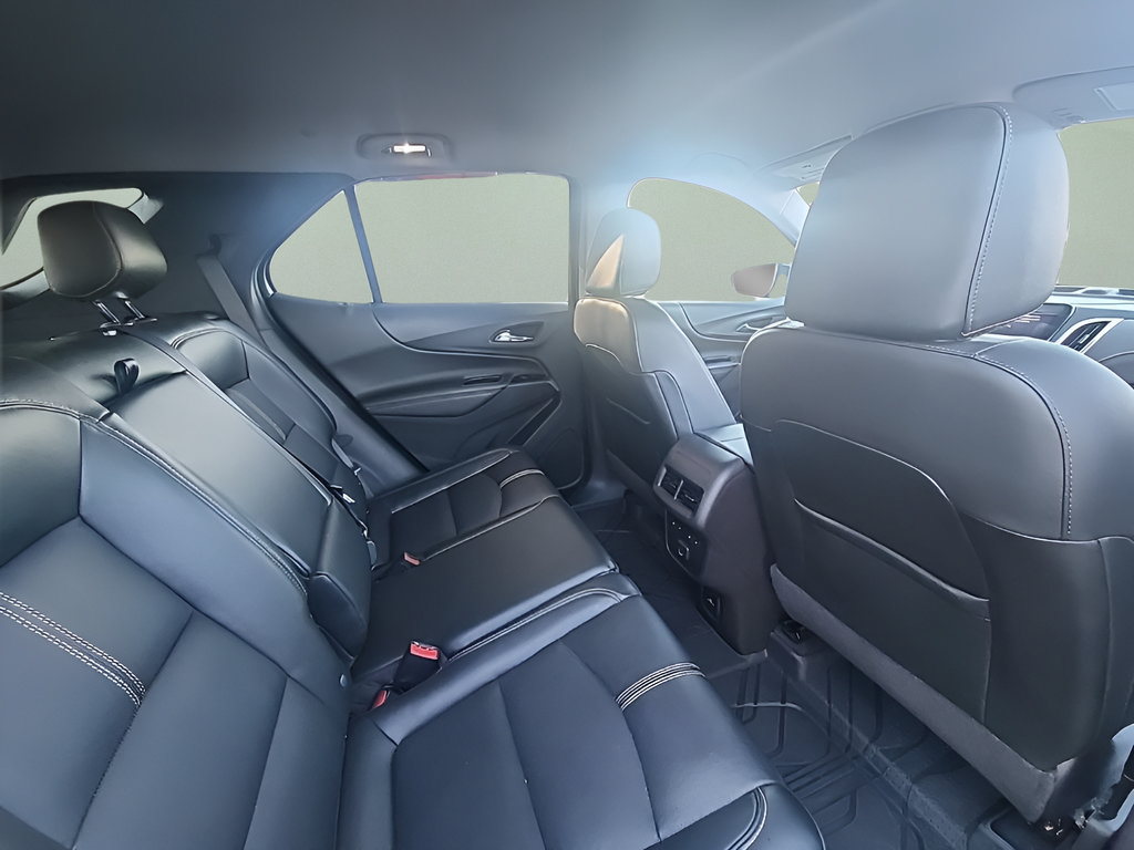 Used 2022 Chevrolet Equinox Premier AWD/4WD image 16