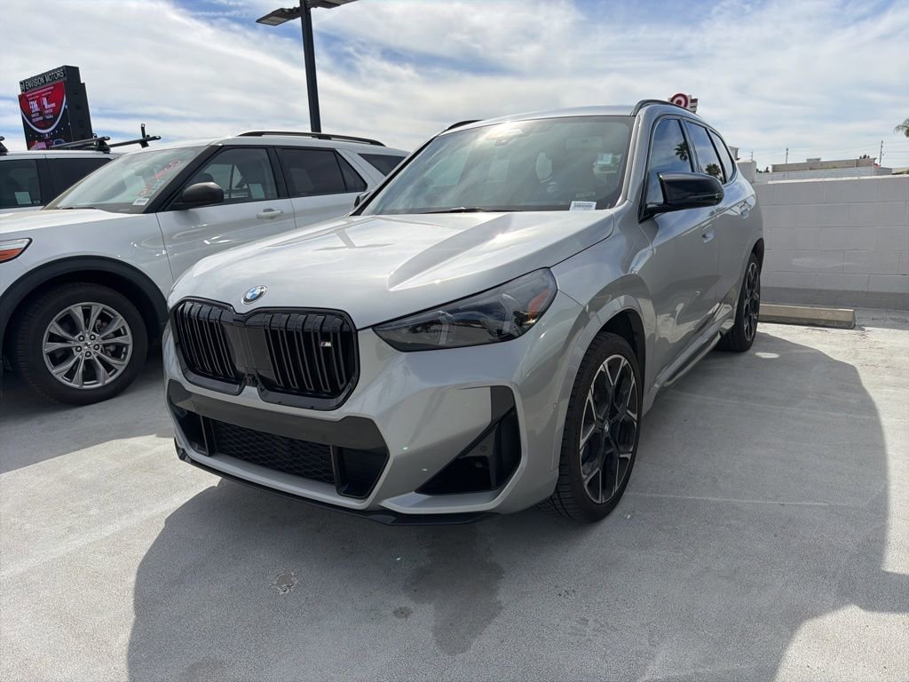 Used 2024 BMW X1 M35i w/ Premium Package image 3
