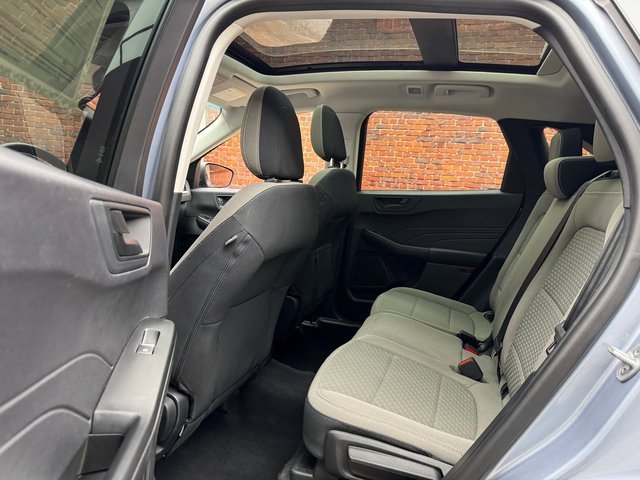 Certified 2022 Ford Escape SE w/ Cold Weather Package image 23