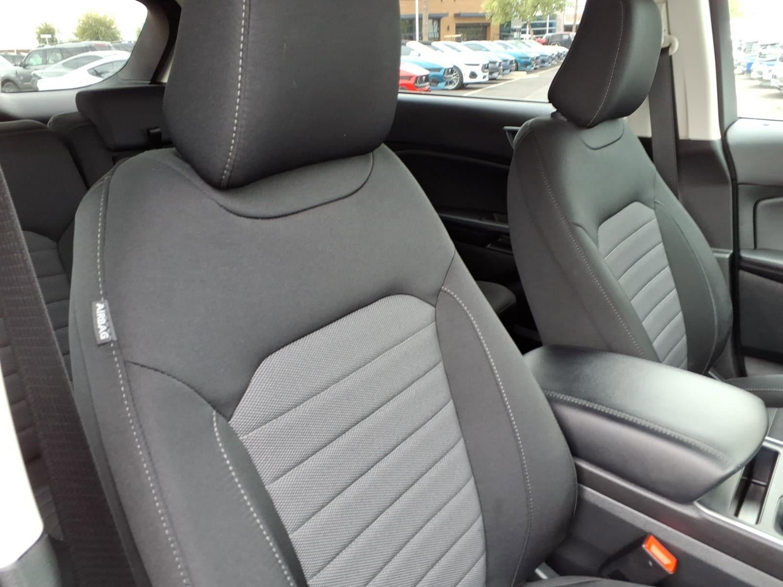 Certified 2022 Ford Edge SE w/ Black Appearance Package image 12