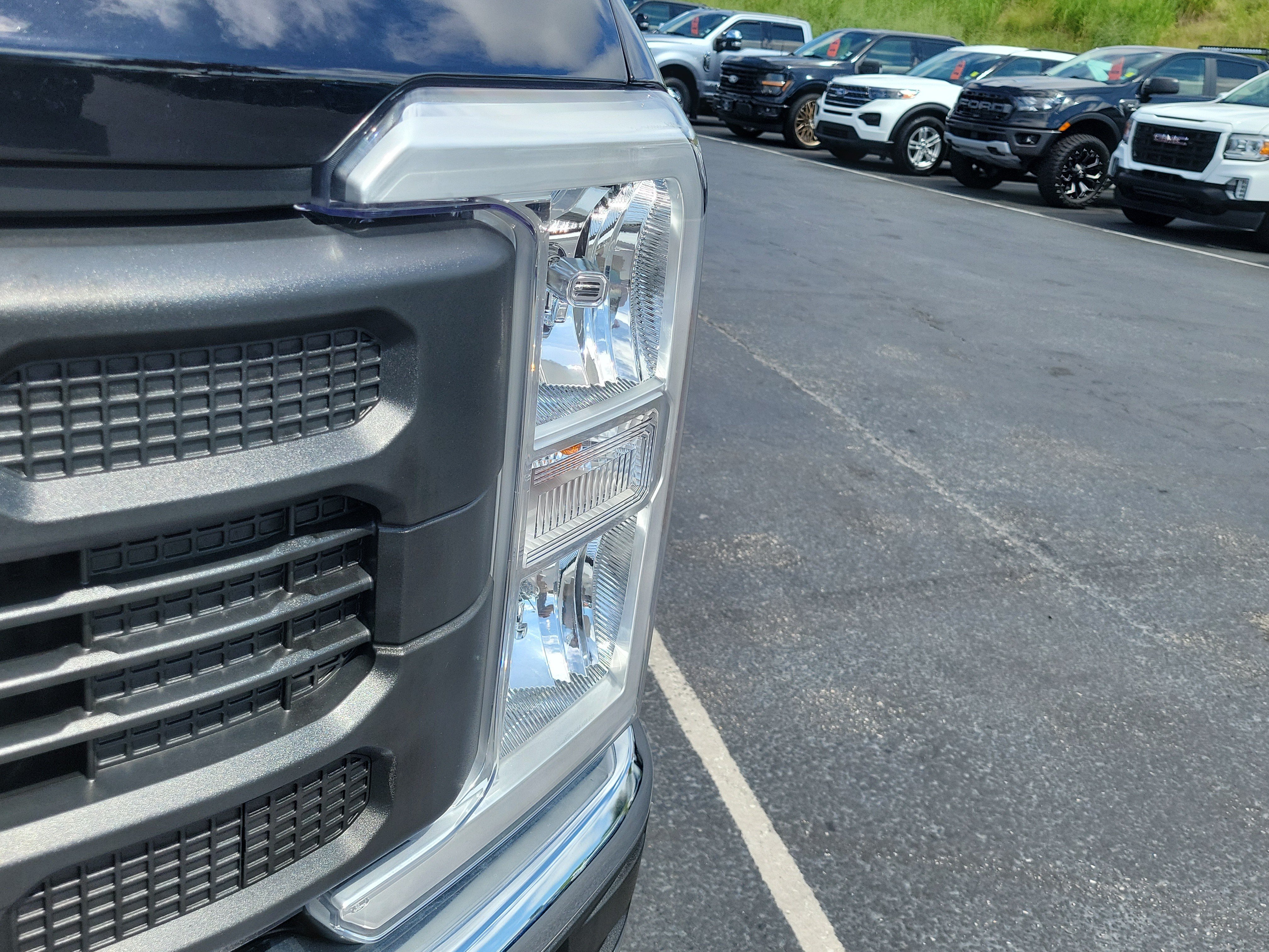 Certified 2024 Ford F350 XL w/ 360-Degree Camera Package RWD image 3