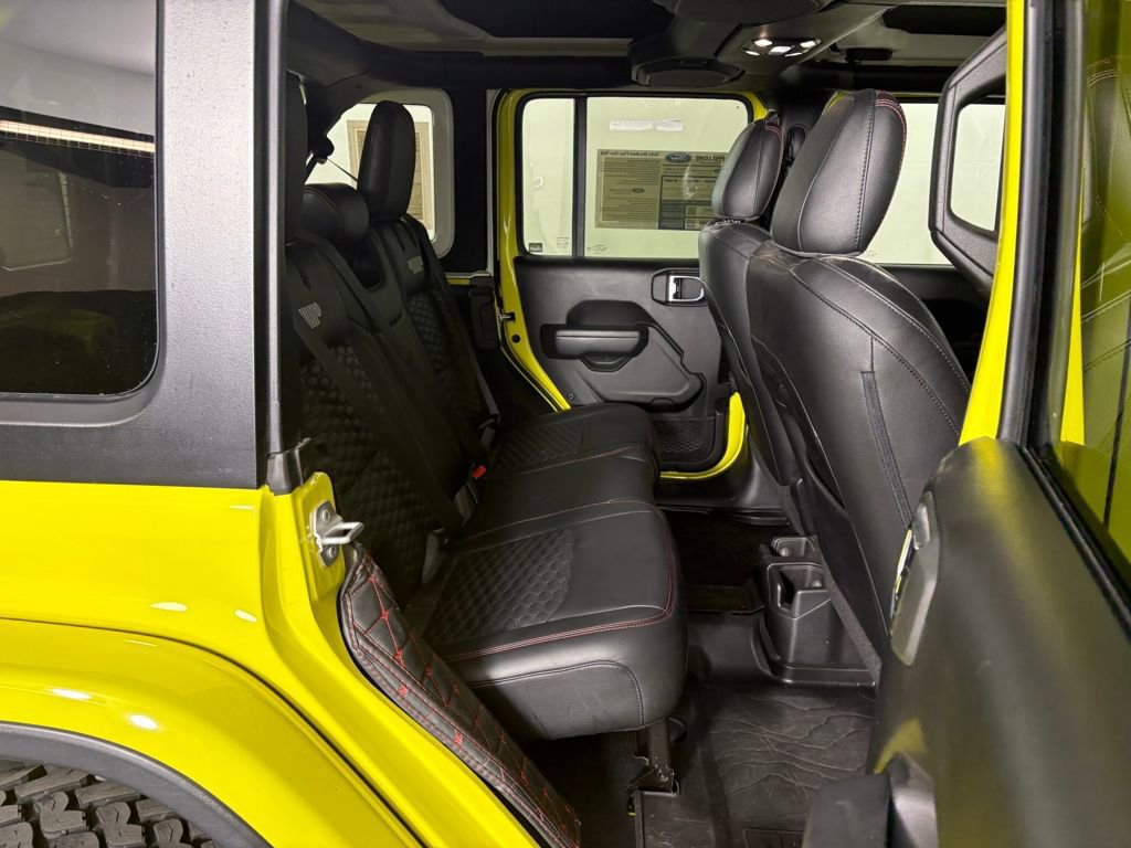 Used 2023 Jeep Wrangler Unlimited Rubicon w/ Cold Weather Group image 34