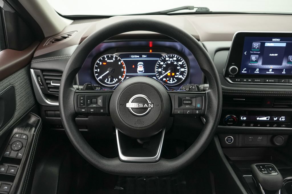 Used 2023 Nissan Rogue SV AWD/4WD image 13