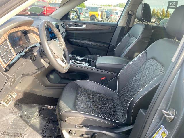Used 2024 Volkswagen Atlas SEL Premium R-Line image 5