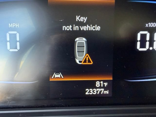 Used 2024 Hyundai Venue Limited FWD image 15