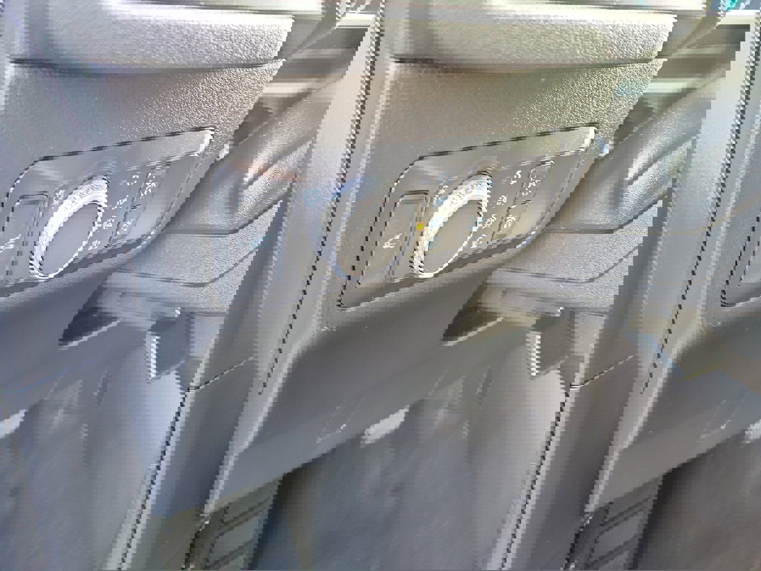 Certified 2022 Ford Escape SE w/ Convenience Package image 21