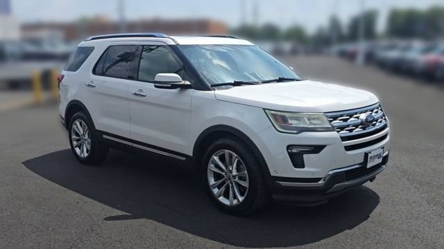 Certified 2018 Ford Explorer Limited w/ Equipment Group 301A AWD/4WD image 3