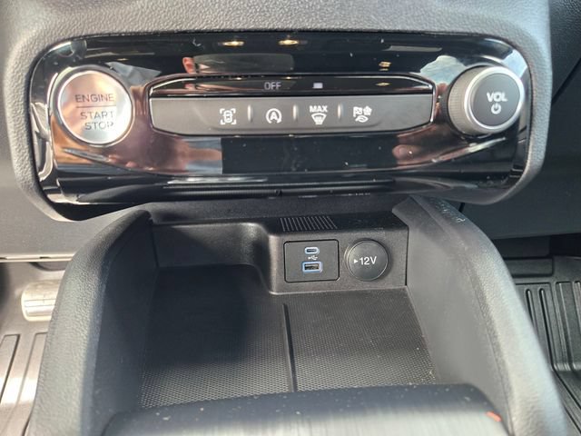 Certified 2023 Ford Escape ST-Line w/ Tech Pack #1 AWD/4WD image 15