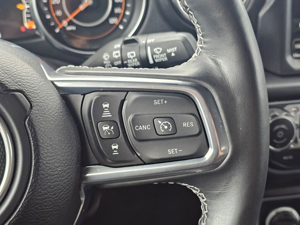 Used 2023 Jeep Wrangler Unlimited Sahara w/ LED Lighting Group AWD/4WD image 22