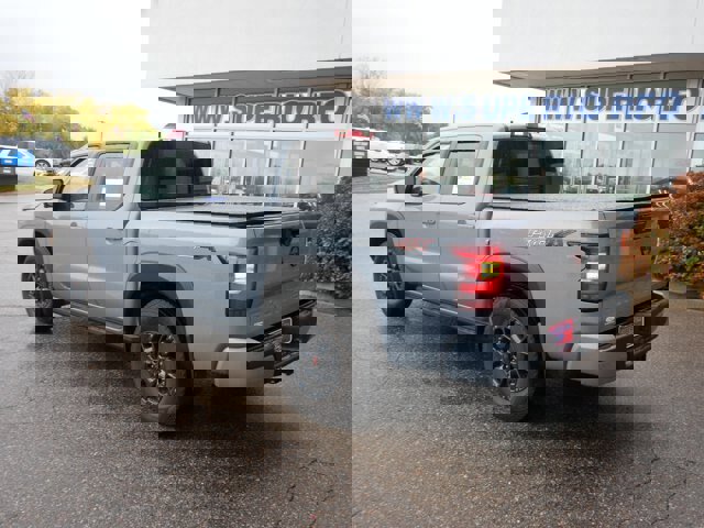 Used 2023 Nissan Frontier PRO-4X w/ Pro-4X Premium Package image 5