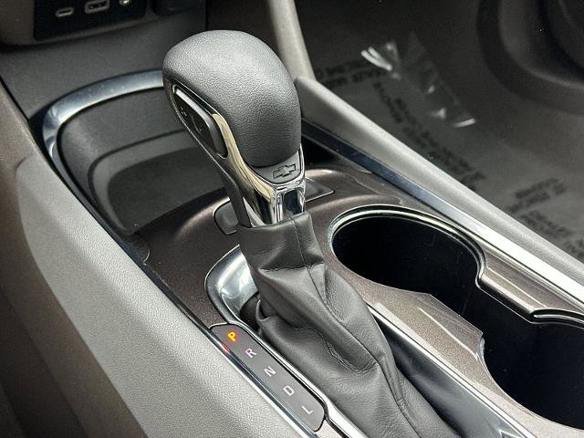 Used 2023 Chevrolet Malibu LT FWD image 19