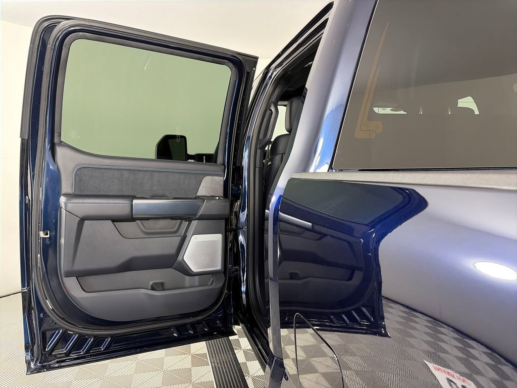 Certified 2025 Ford F350 Platinum AWD/4WD image 12