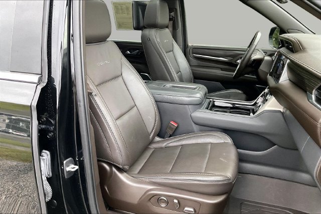 Used 2021 GMC Yukon Denali w/ Denali Premium Package RWD image 8