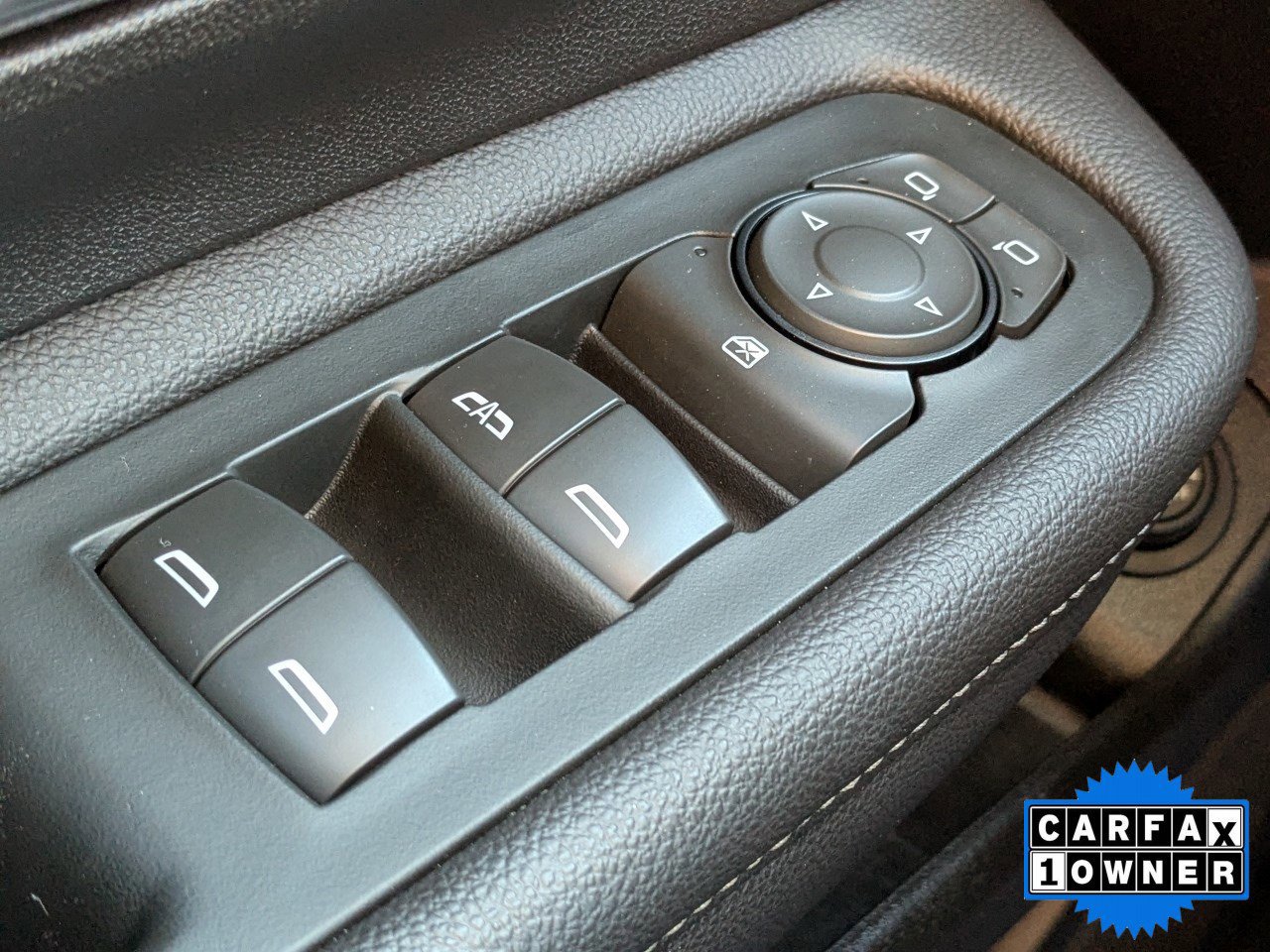 Used 2022 GMC Terrain SLT w/ Infotainment Package II image 30