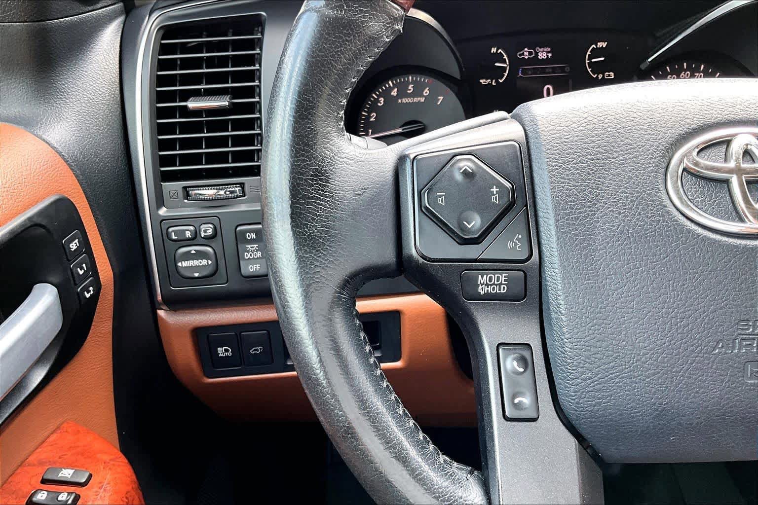 Used 2019 Toyota Sequoia Platinum RWD image 24