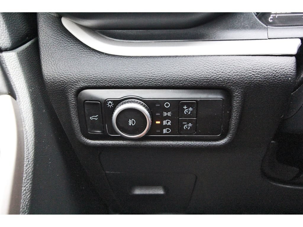 Certified 2023 Ford Explorer XLT w/ Equipment Group 202A RWD image 20