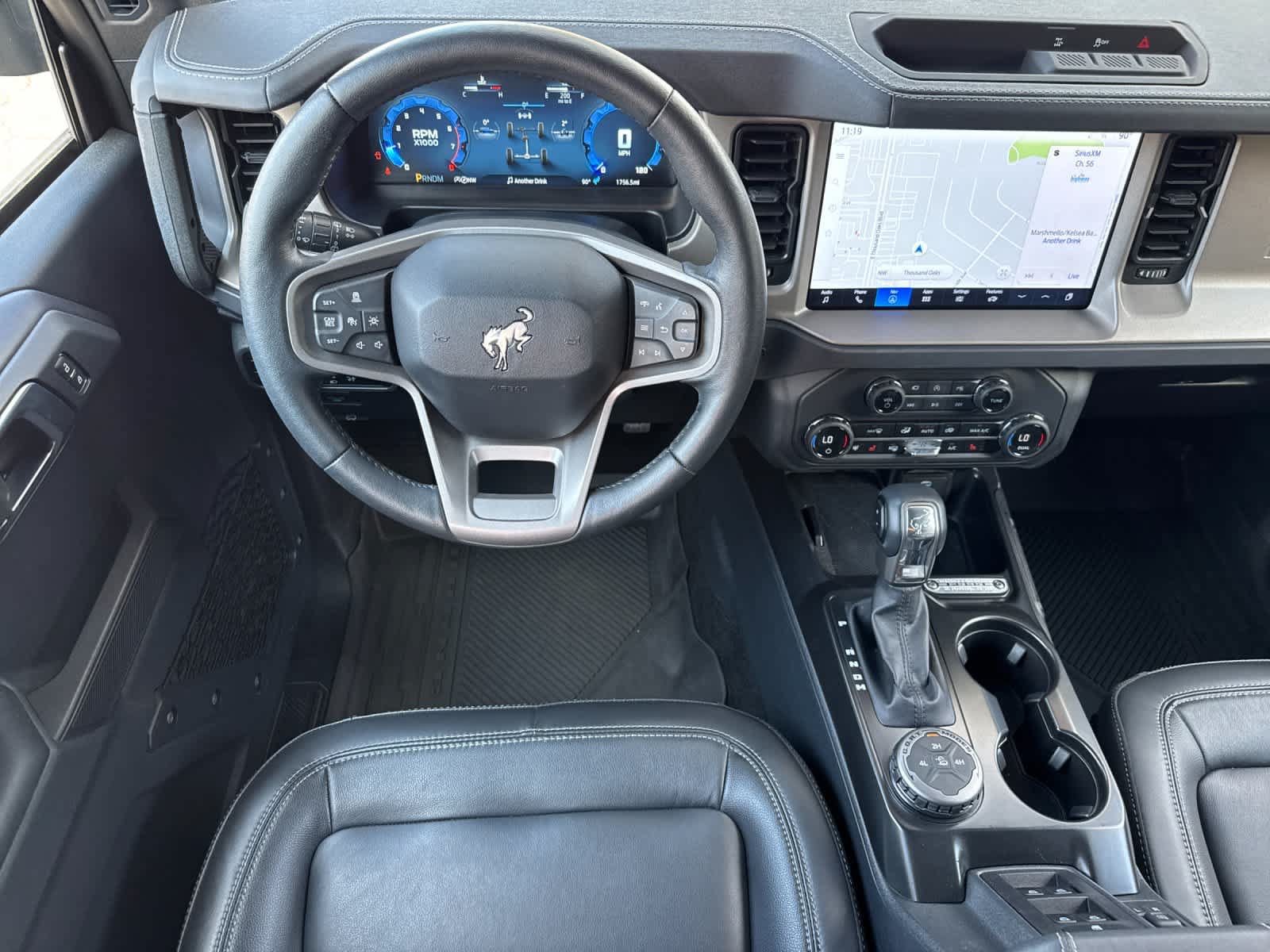 Certified 2025 Ford Bronco Outer Banks AWD/4WD image 14