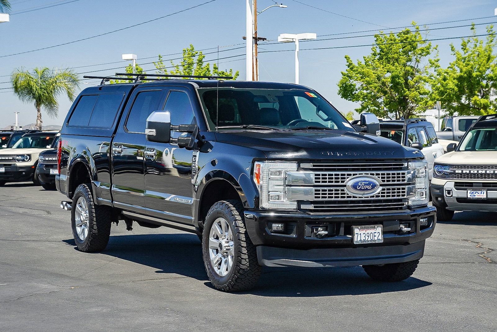 Certified 2017 Ford F250 Platinum w/ Platinum Ultimate Package image 3