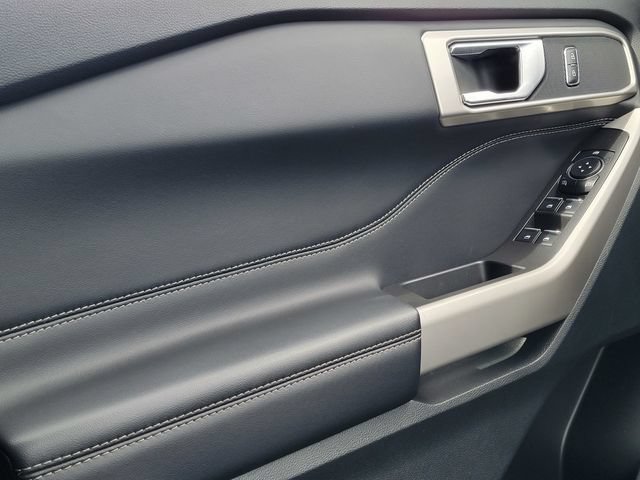 Certified 2023 Ford Explorer XLT AWD/4WD image 38