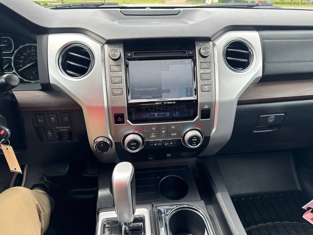 Used 2018 Toyota Tundra Limited AWD/4WD image 19