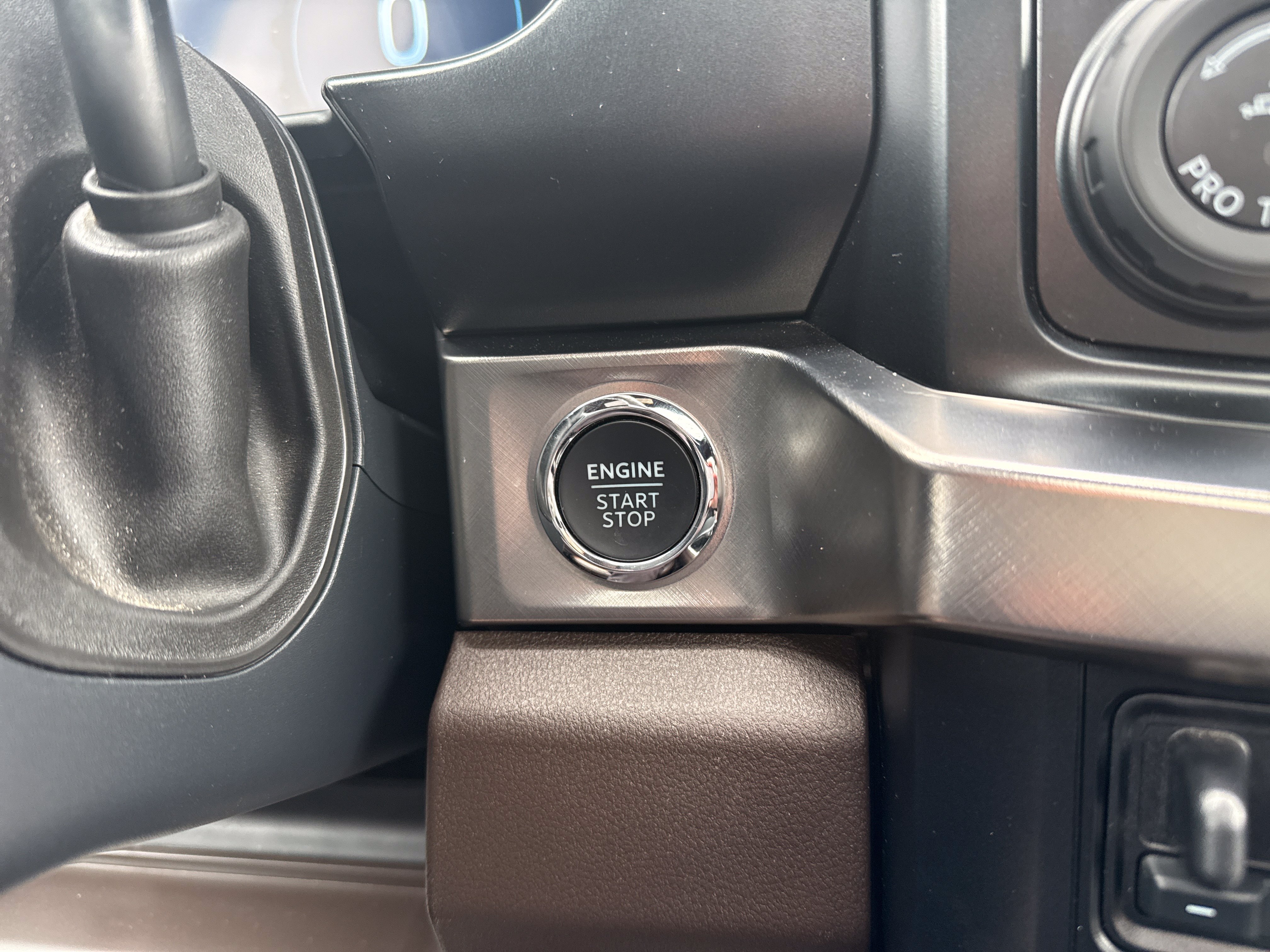 Certified 2024 Ford F350 King Ranch AWD/4WD image 30