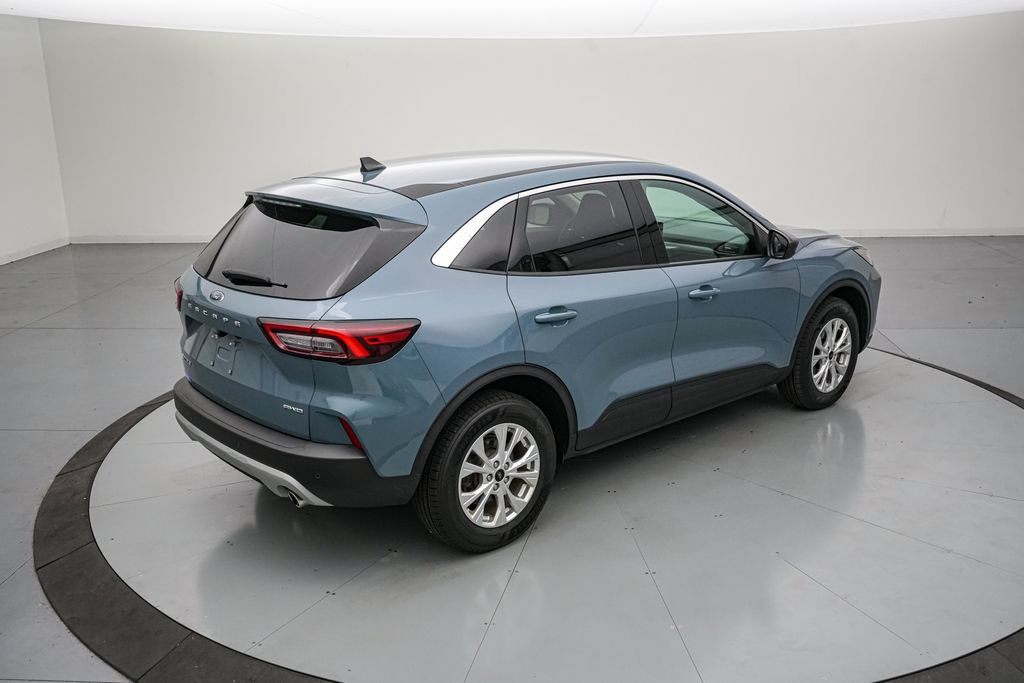 Certified 2023 Ford Escape Active w/ Tech Pack #1 AWD/4WD image 4