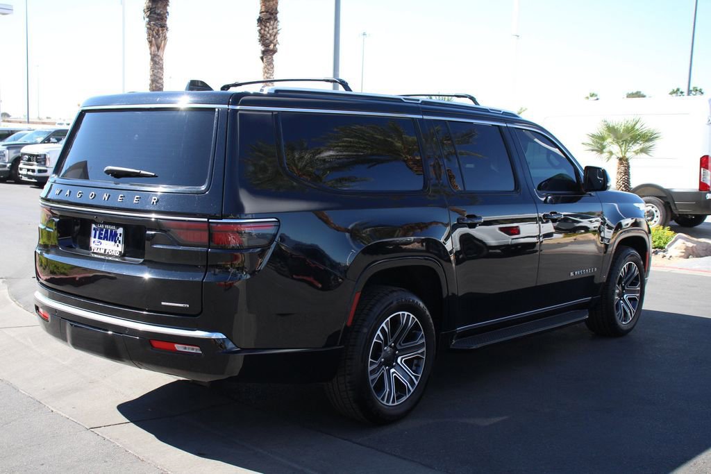Used 2024 Jeep Wagoneer L Series II image 7