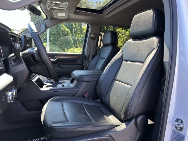 Used 2024 GMC Sierra 2500 Denali w/ Denali Reserve Package AWD/4WD image 7